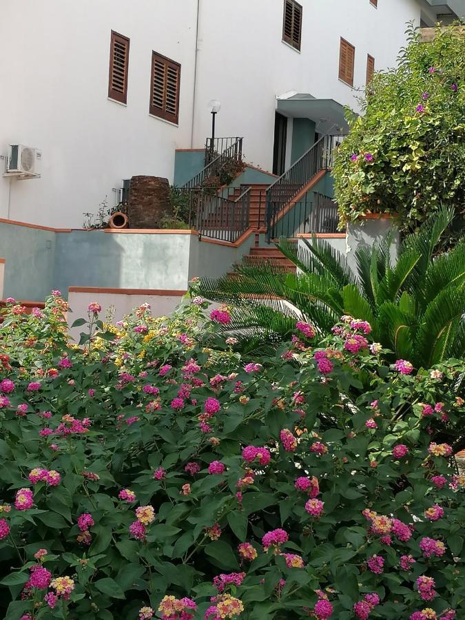 Apartamento Oltremare Taormina Letojanni Exterior foto
